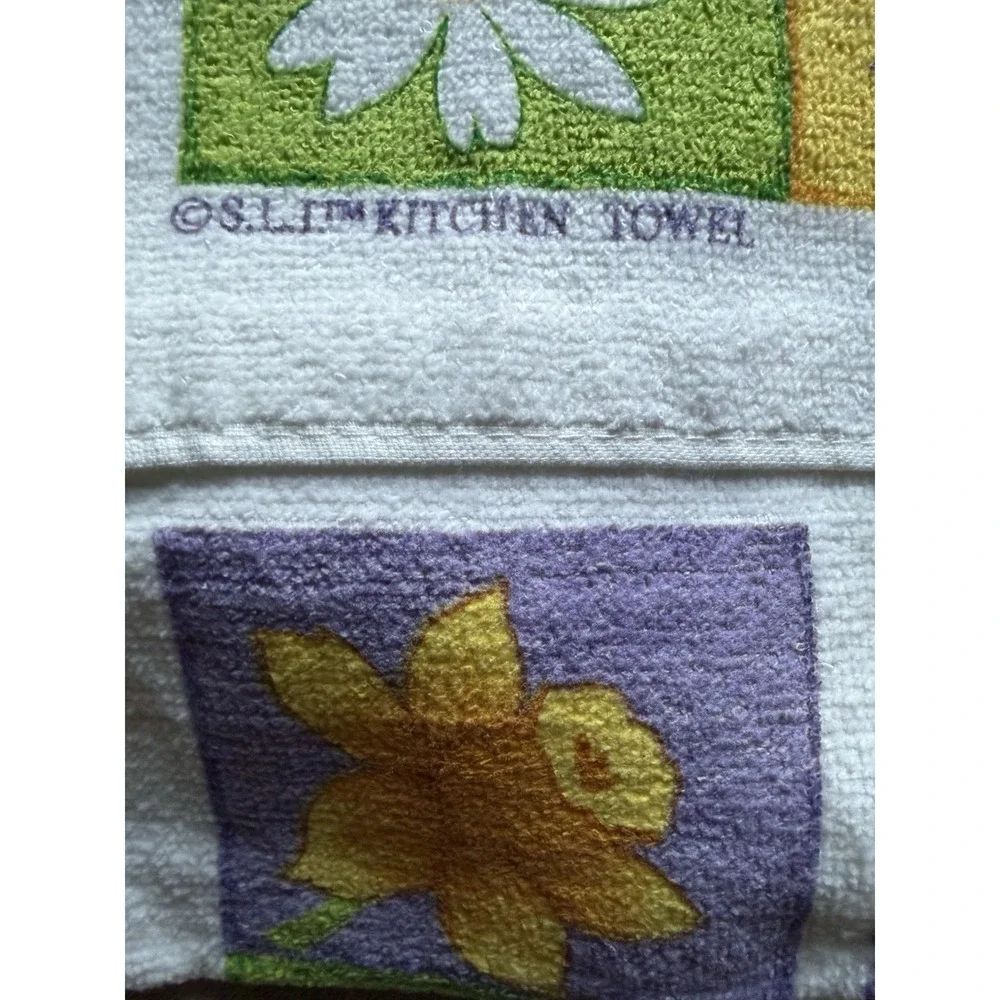 Vintage SLI Floral Kitchen Towel & Pot Holder Set Of 4 Two Each